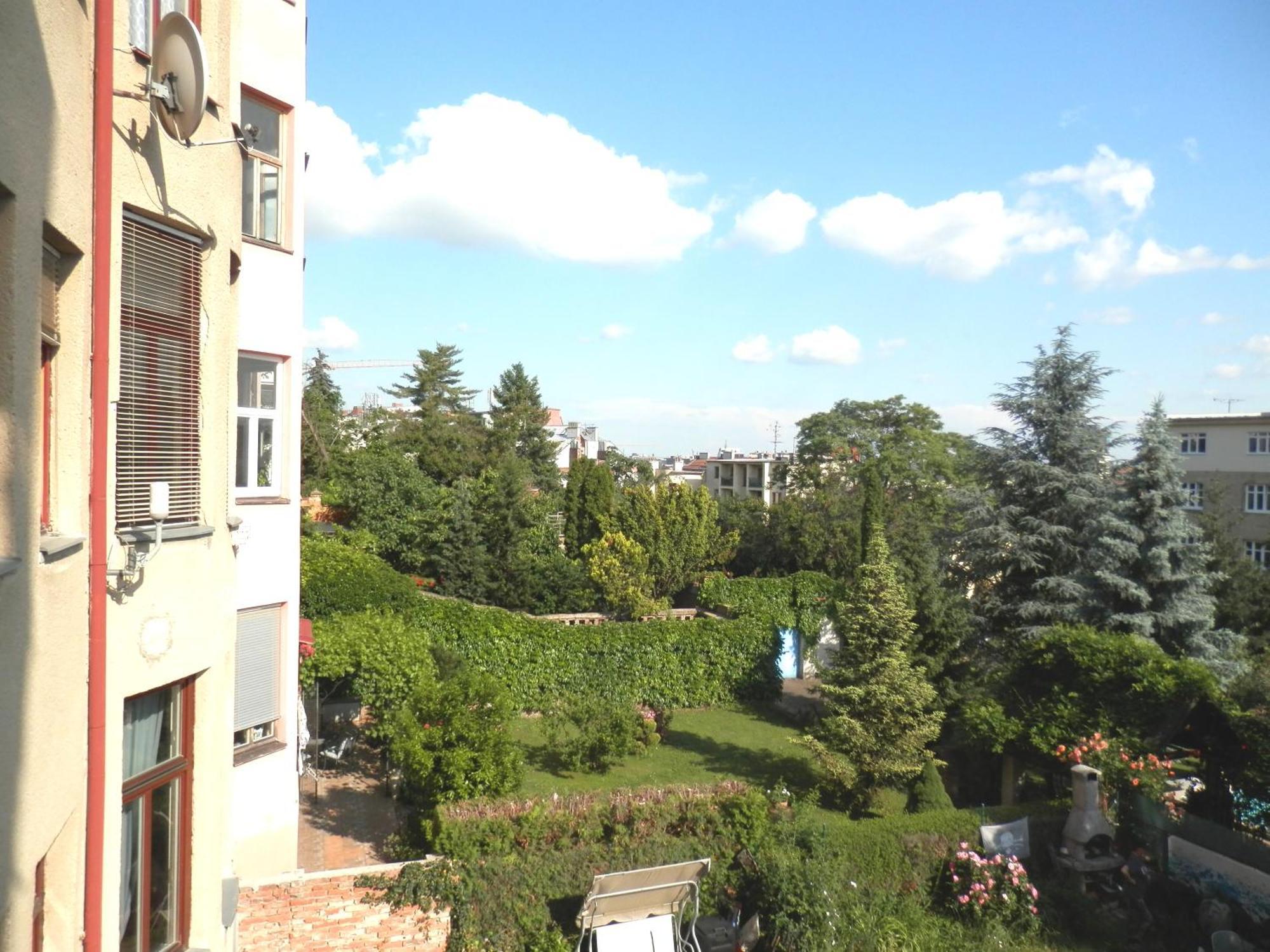 Spacious Apartment Below Spilberk Castle ブルノ エクステリア 写真